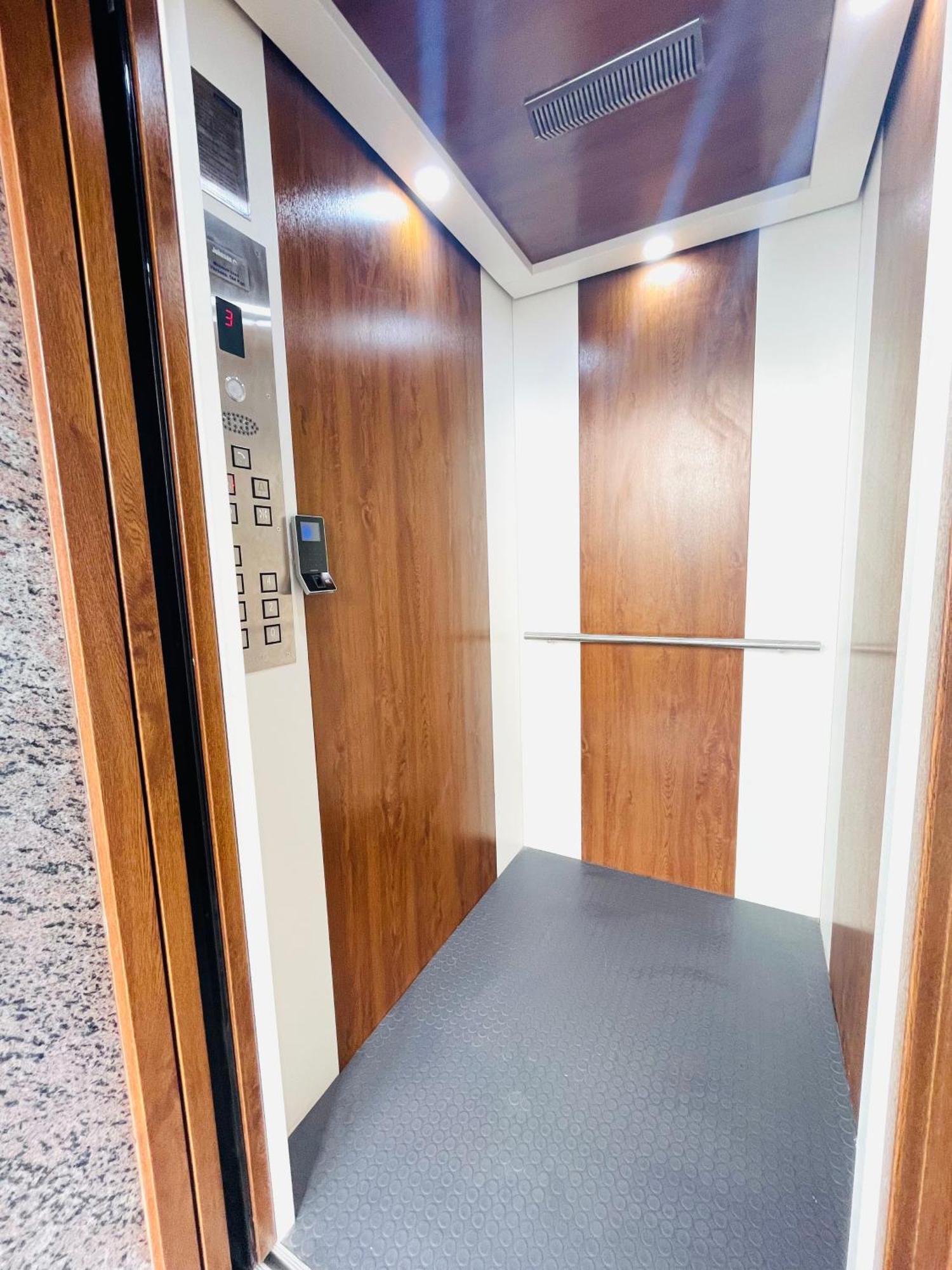 Pearl Stays, Tirupati - Very Convenient For The People Coming From Bangalore And Chennai - You Can Skip City Traffic While Reaching Any Temple In Tirupati - Covered Parking - 24Hrs Front Desk And Hot Water - Free Wifi - Flexible Checkin-In Check-Out المظهر الخارجي الصورة